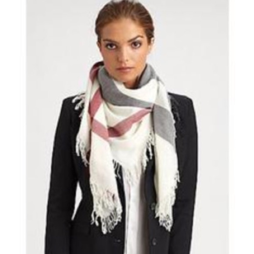 Burberry Merino Wool Blanket Scarf